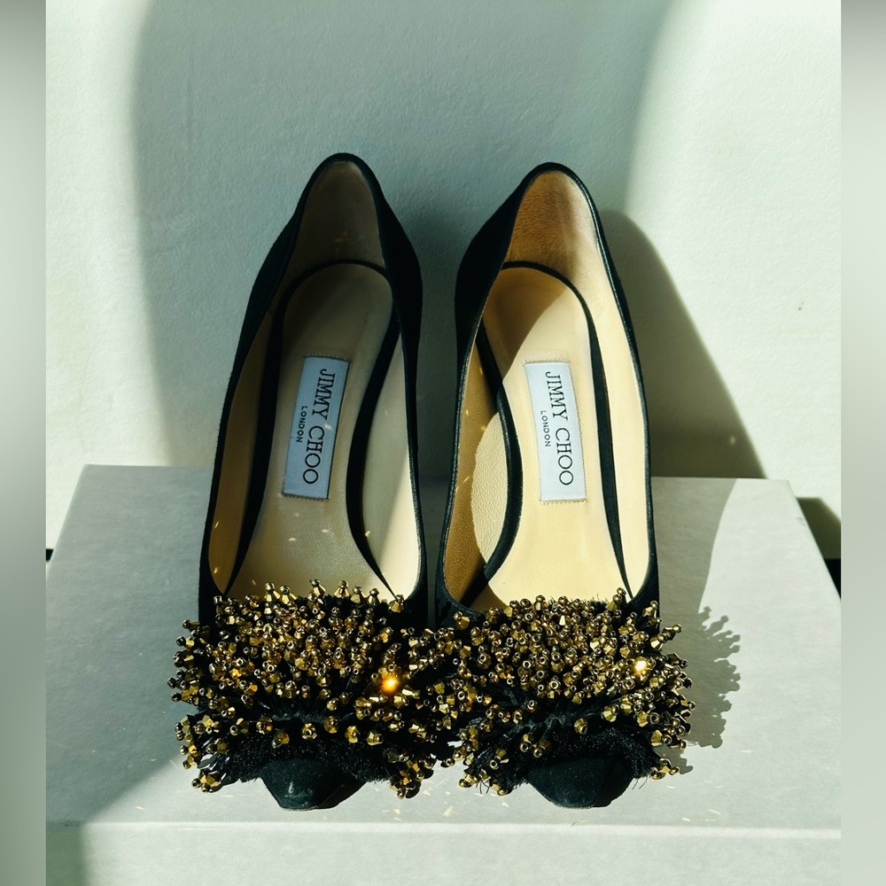 JIMMY CHOO Suede Pumps